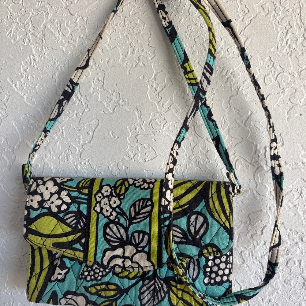 Vera Bradley Trifold Wallet Corssbody
